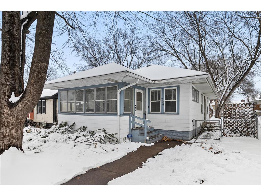 704 Lexington Parkway N Saint Paul MN 55104 7007881 image1