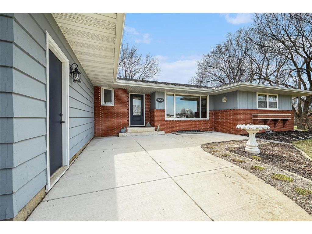 704 Main Street W New Prague MN 56071 7044666 image13