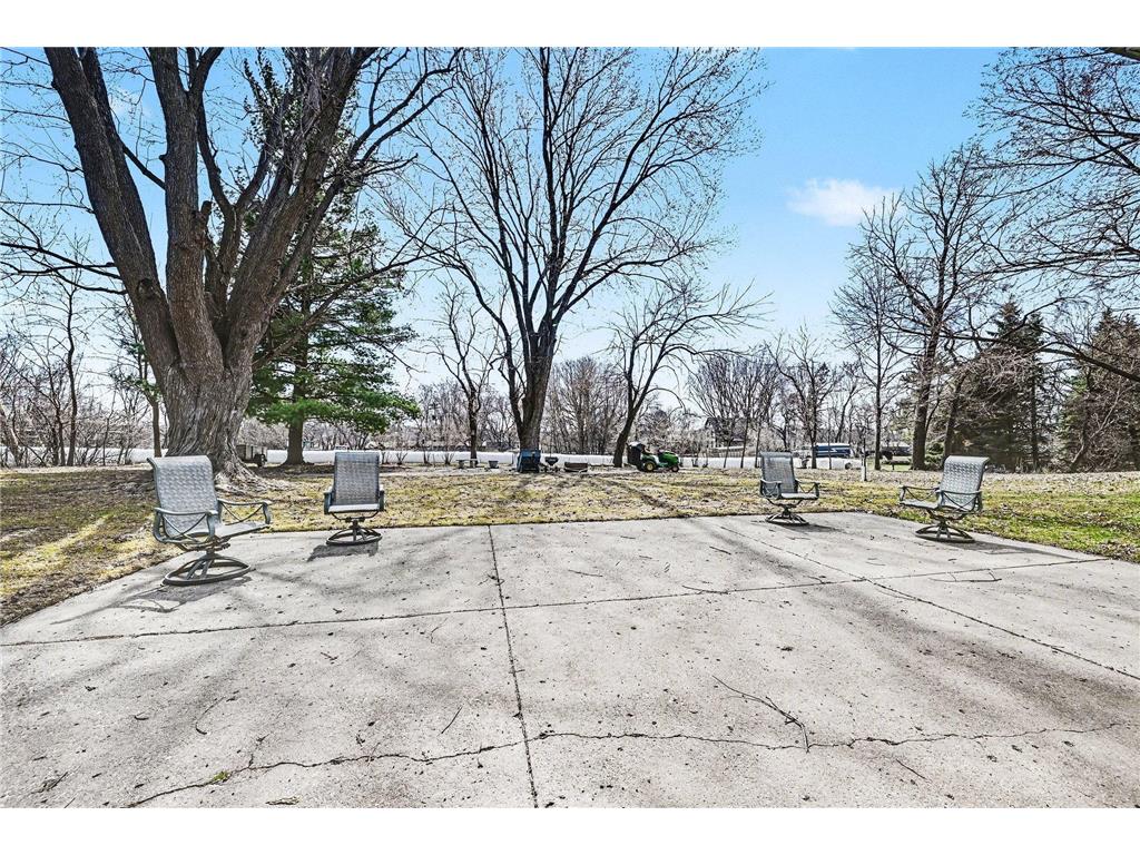 704 Main Street W New Prague MN 56071 7044666 image14