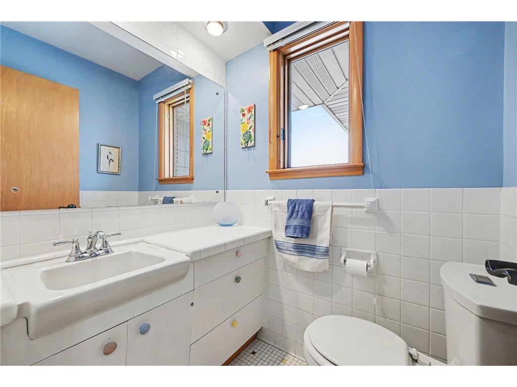 704 Main Street W New Prague MN 56071 7044666 image20