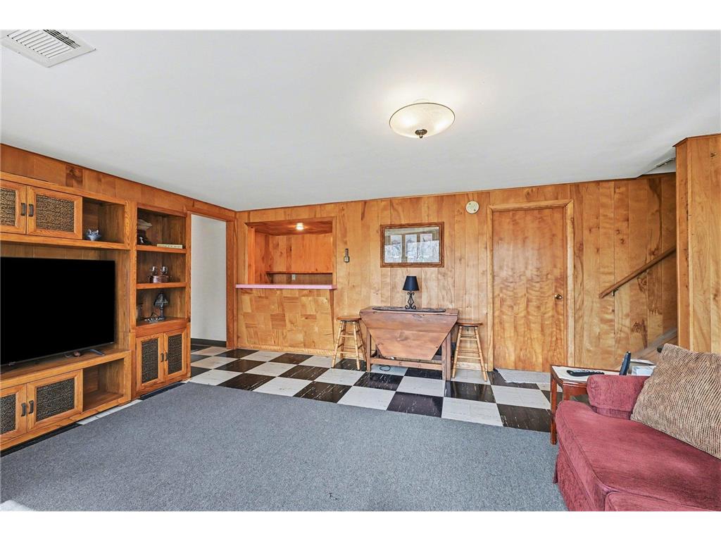 704 Main Street W New Prague MN 56071 7044666 image21