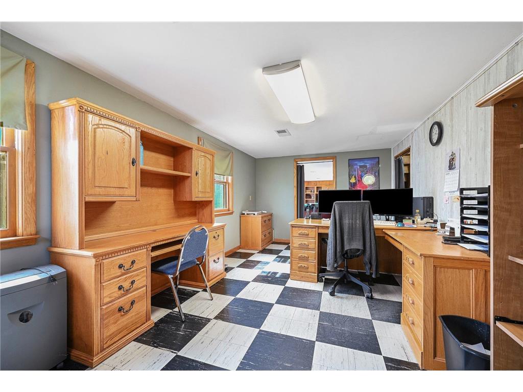 704 Main Street W New Prague MN 56071 7044666 image24