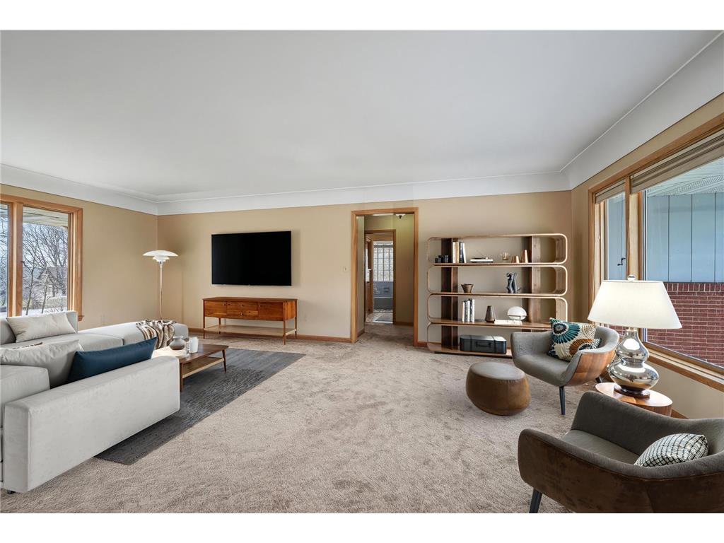 704 Main Street W New Prague MN 56071 7044666 image3