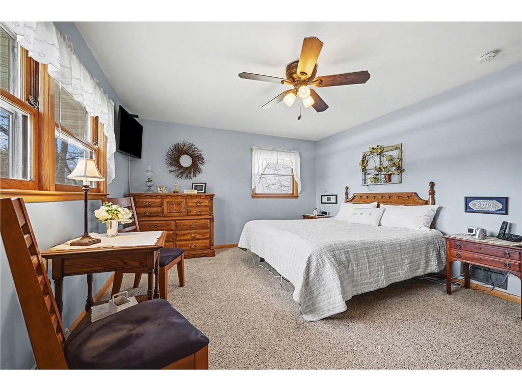704 Main Street W New Prague MN 56071 7044666 image8