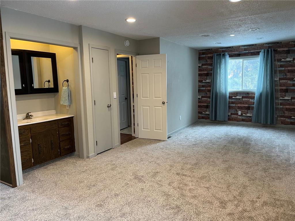 704 Miller Avenue Windom MN 56101 7028593 image14