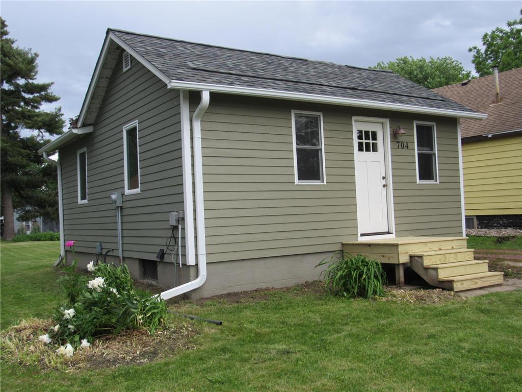 704 Pershing Boulevard Worthington MN 56187 6538404 image1