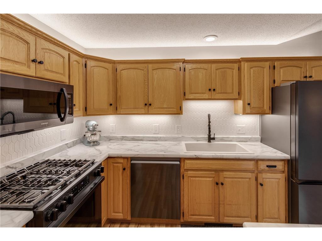 704 Pleasant View Lane Litchfield MN 55355 6766176 image16