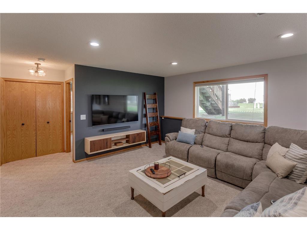 704 Pleasant View Lane Litchfield MN 55355 6766176 image28