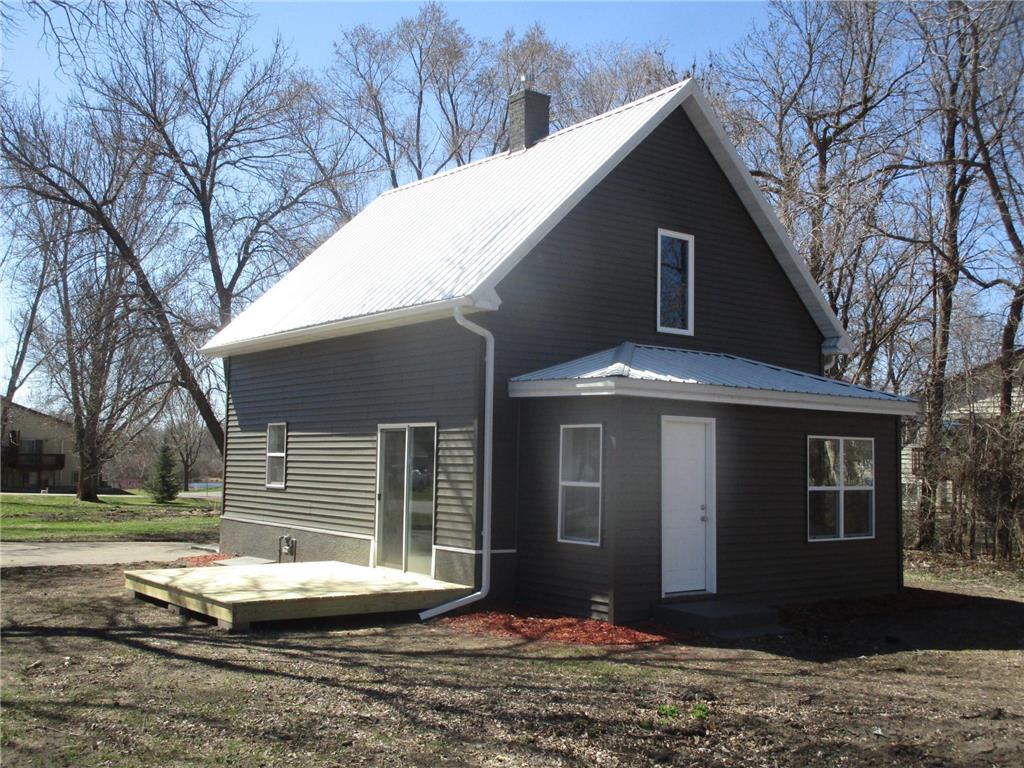 704 Prairie Lane SW Alexandria MN 56308 7049902 image1