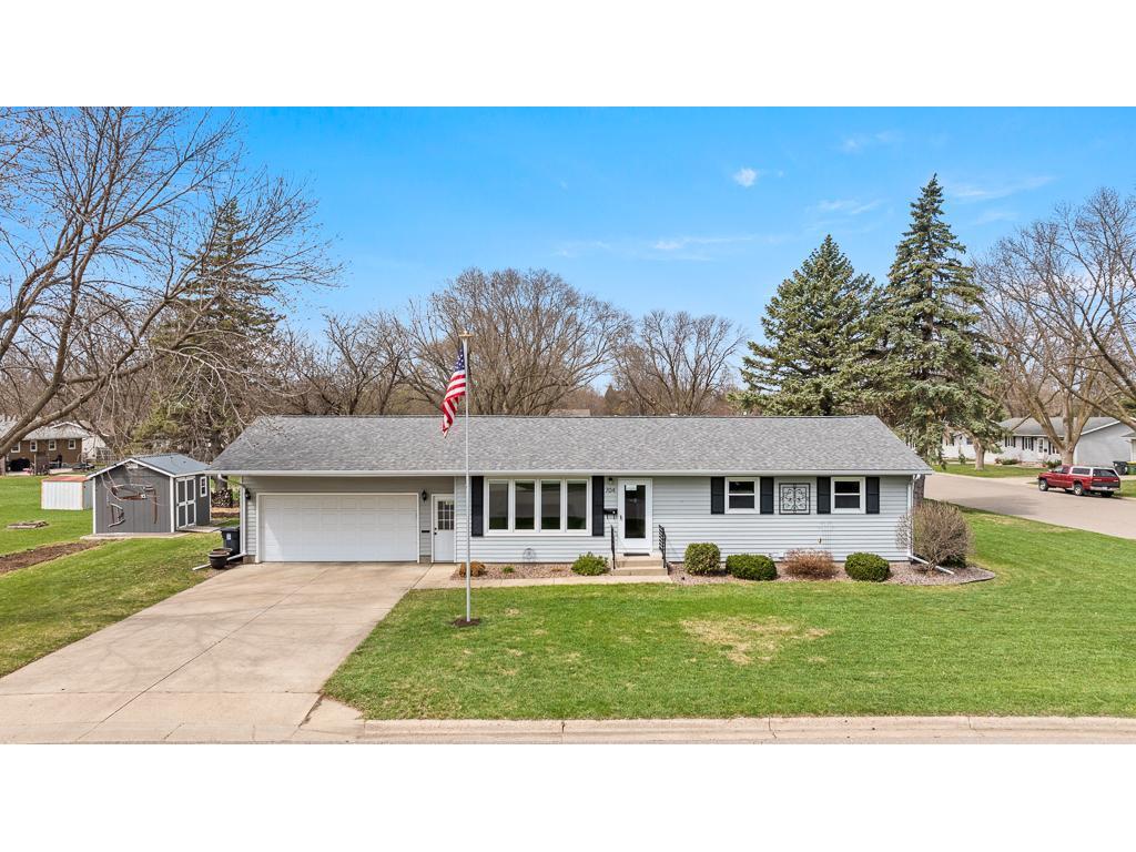 704 S 2nd Street Marshall MN 56258 6707819 image1