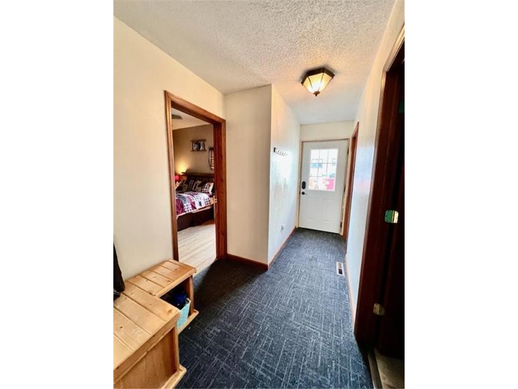 704 S Minnesota Street Redwood Falls MN 56283 6808421 image32