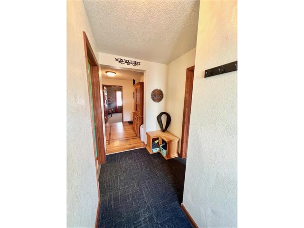 704 S Minnesota Street Redwood Falls MN 56283 6808421 image5