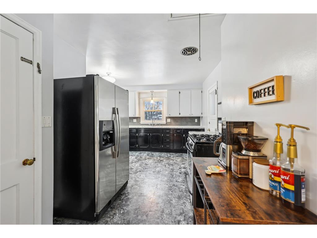 704 Spring Street River Falls WI 54022 6817901 image26