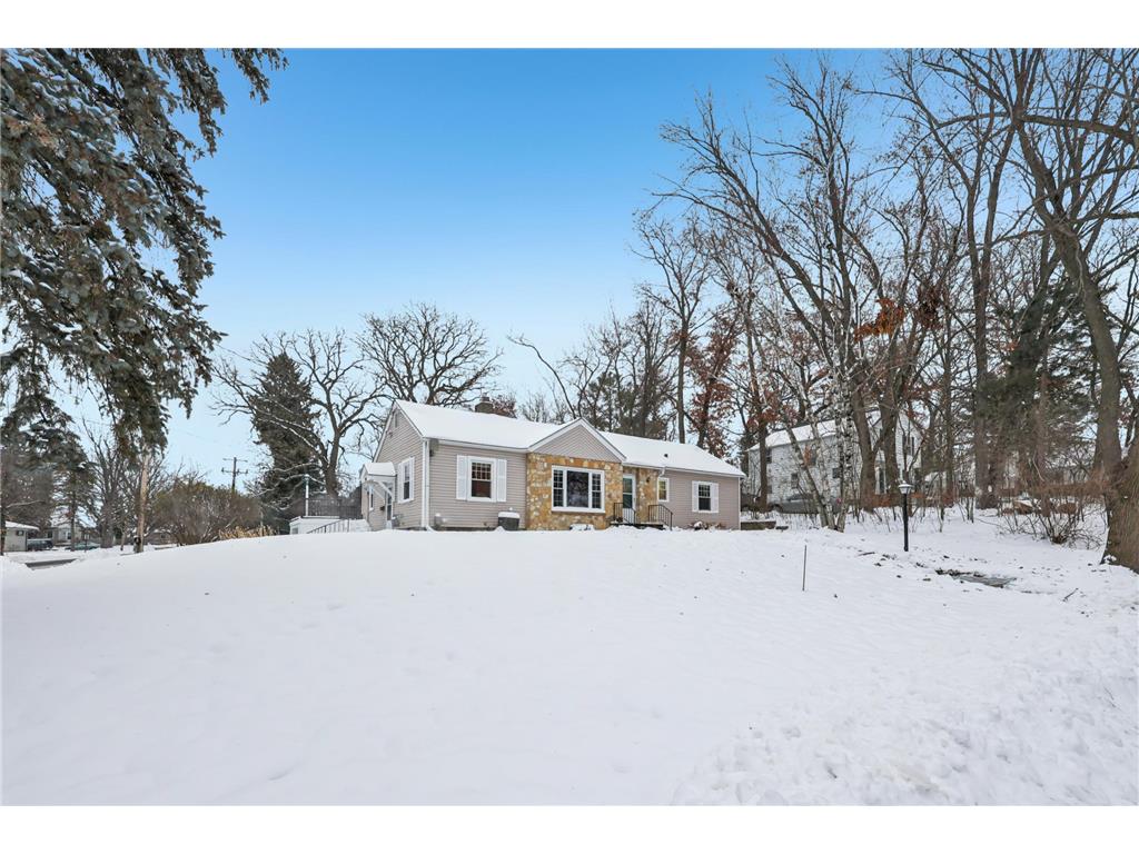 704 Spring Street River Falls WI 54022 6817901 image4