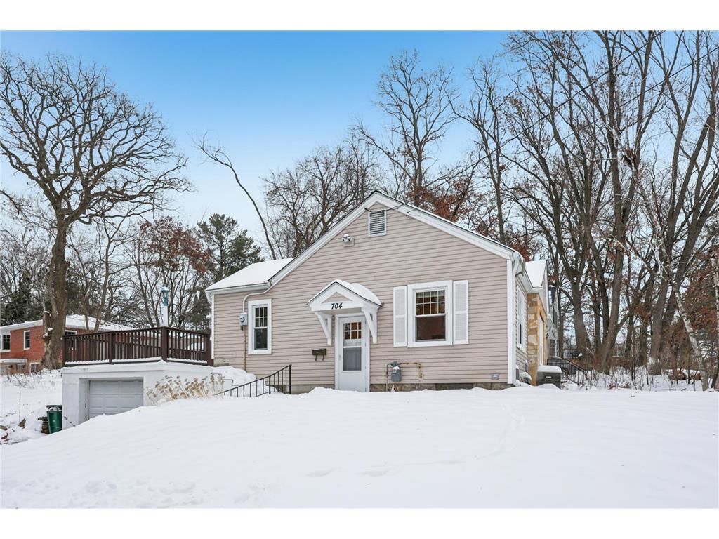 704 Spring Street River Falls WI 54022 6817901 image49