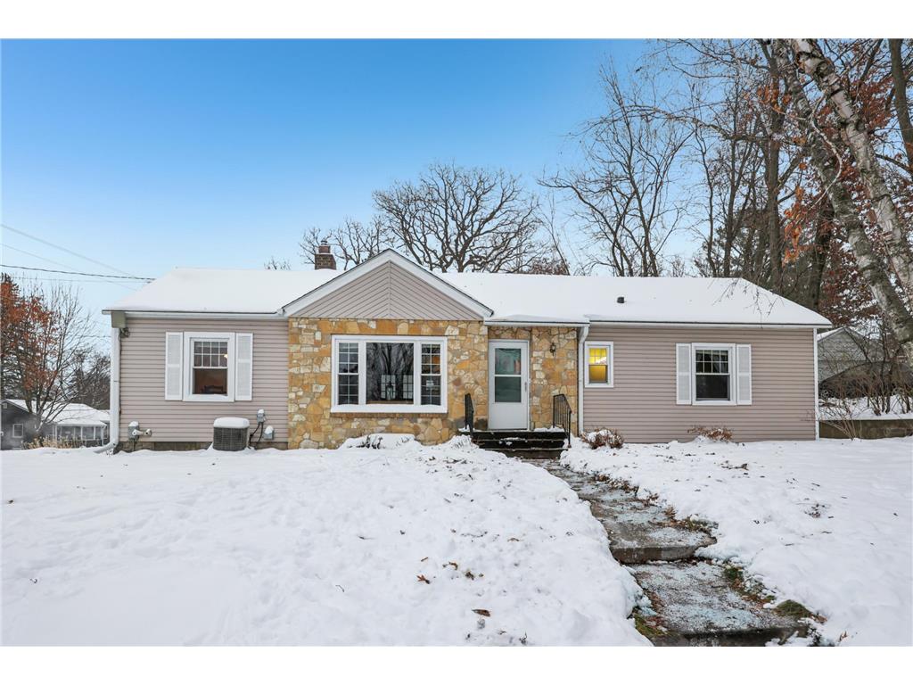 704 Spring Street River Falls WI 54022 6817901 image7