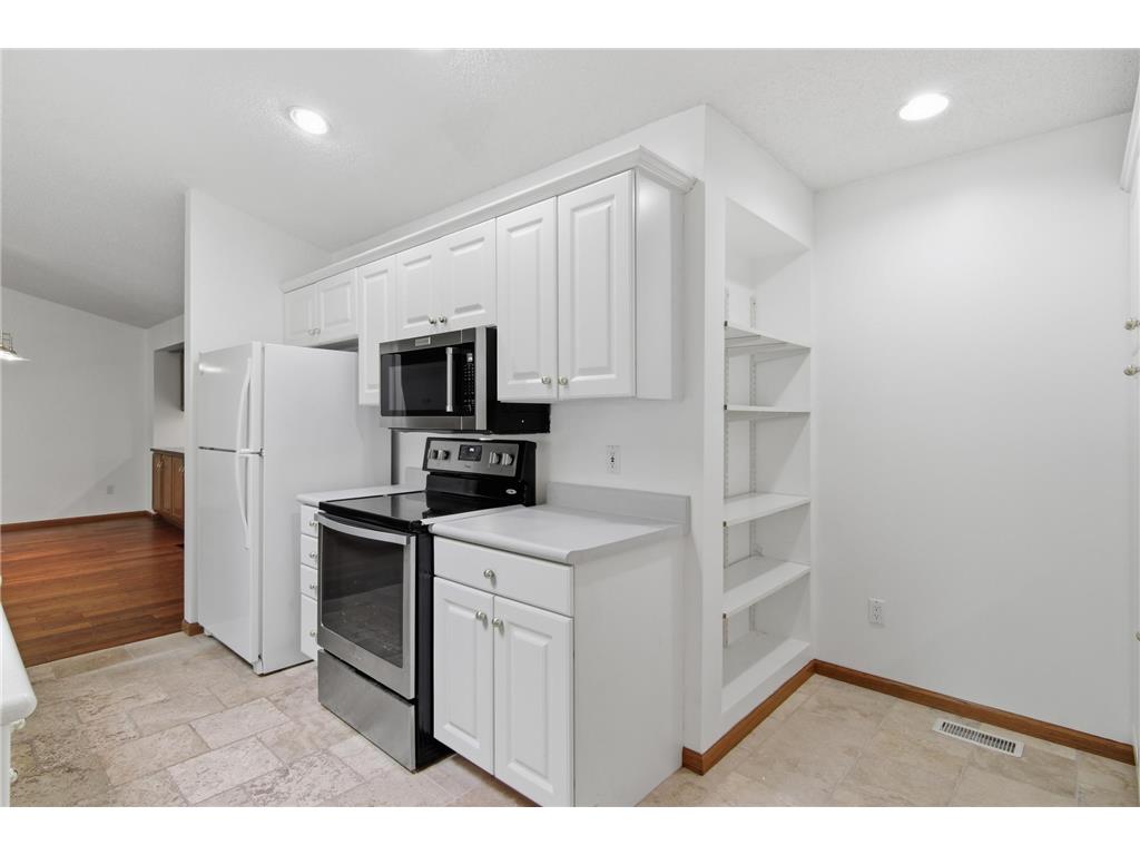 704 Spruce Drive Hudson WI 54016 7050023 image14