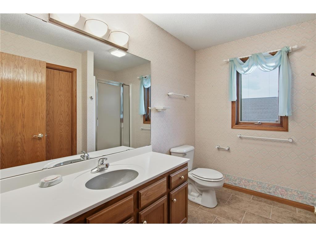 704 Spruce Drive Hudson WI 54016 7050023 image20