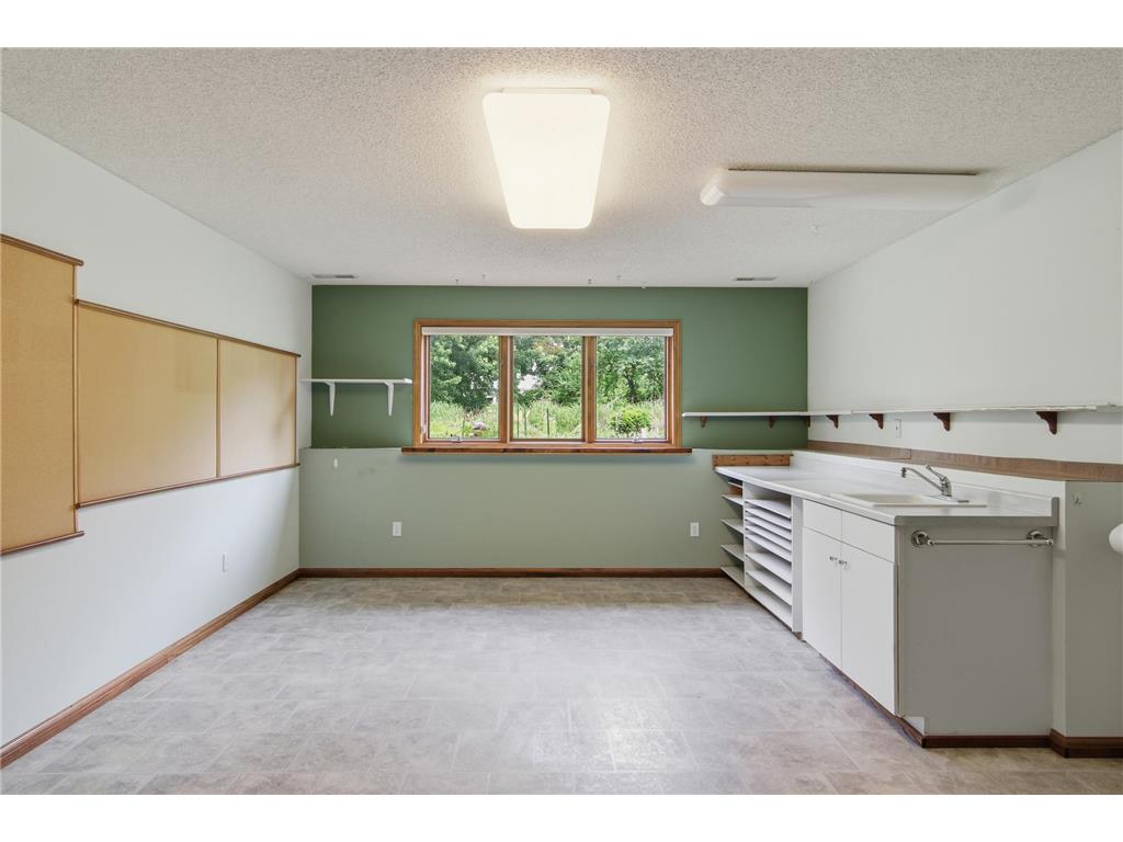 704 Spruce Drive Hudson WI 54016 7050023 image24