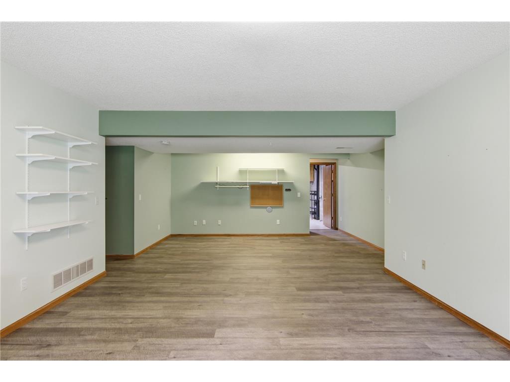 704 Spruce Drive Hudson WI 54016 7050023 image25