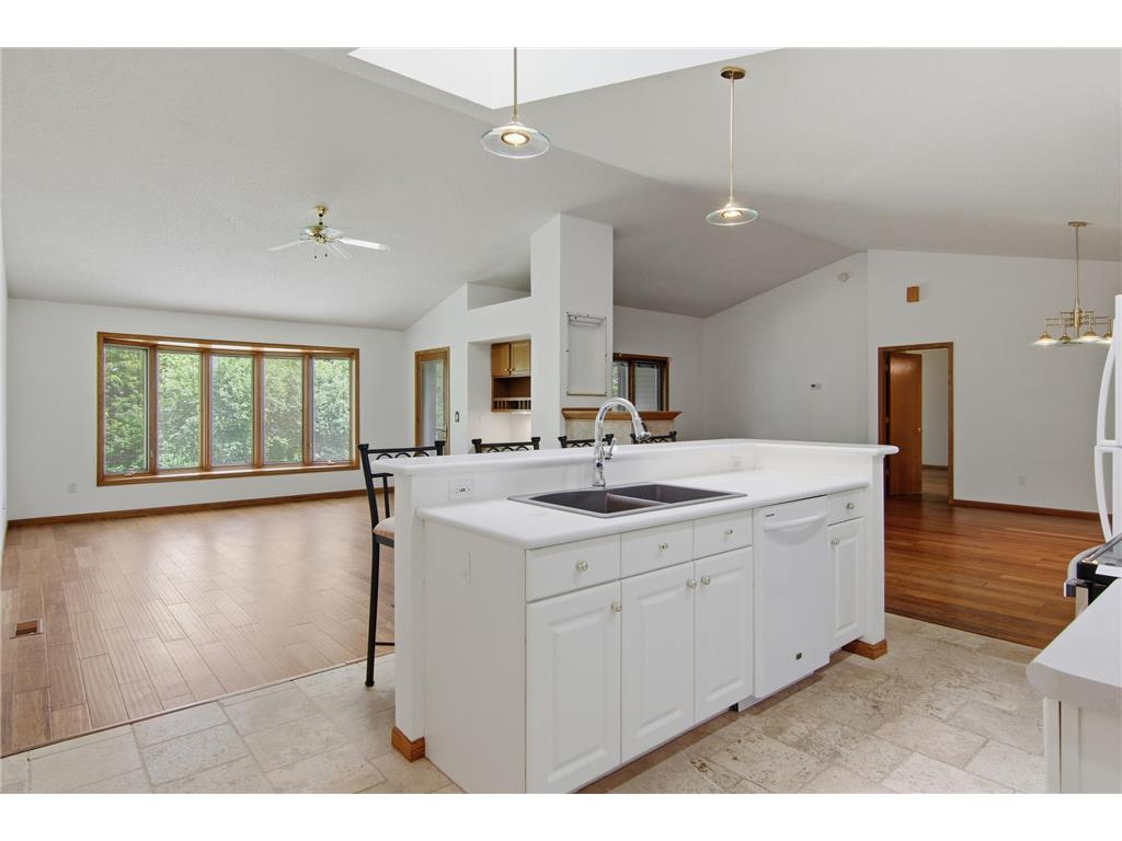 704 Spruce Drive Hudson WI 54016 7050023 image4