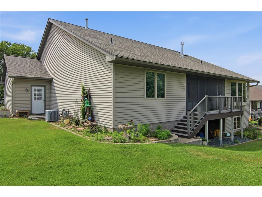 704 Spruce Drive Hudson WI 54016 7050023 image44