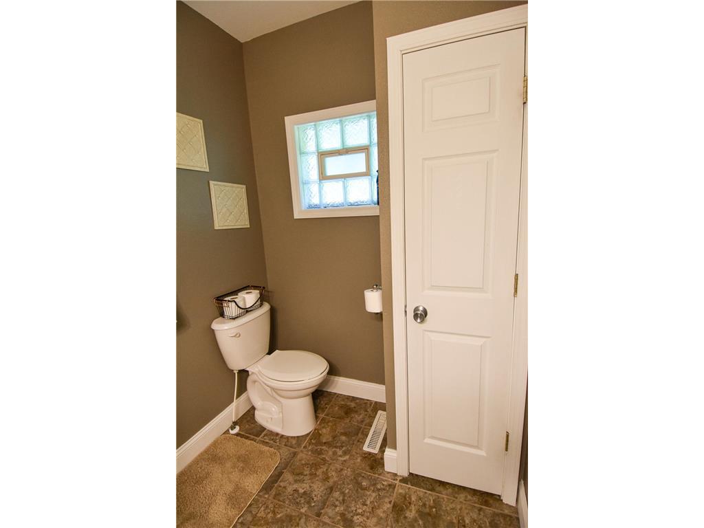 704 Tindolph Avenue S Thief River Falls MN 56701 7109103 image11