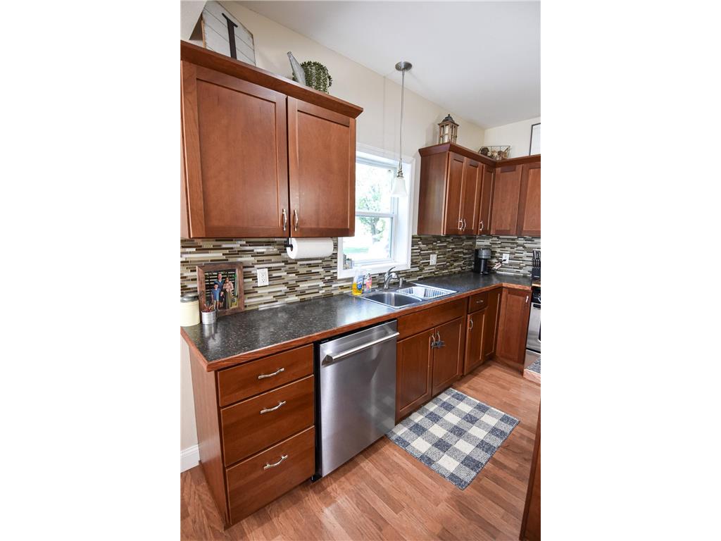 704 Tindolph Avenue S Thief River Falls MN 56701 7109103 image17