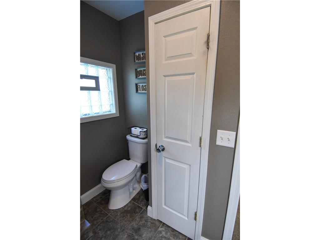 704 Tindolph Avenue S Thief River Falls MN 56701 7109103 image36