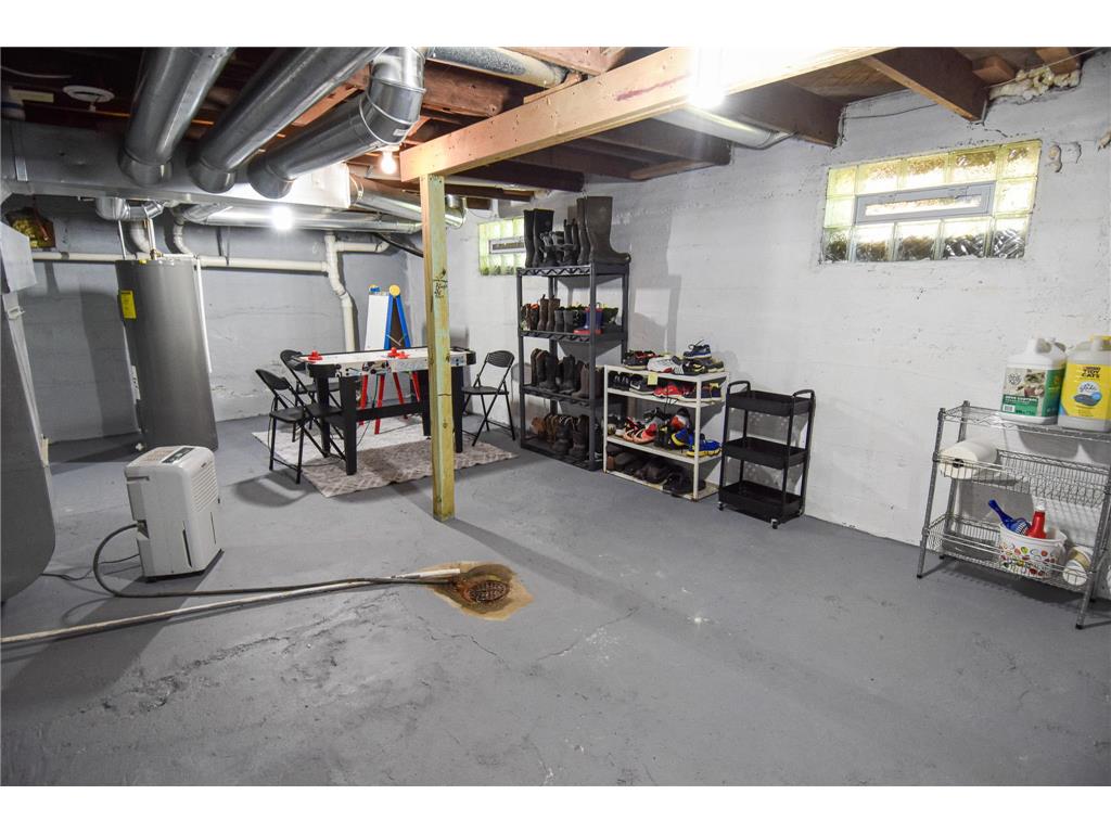 704 Tindolph Avenue S Thief River Falls MN 56701 7109103 image37