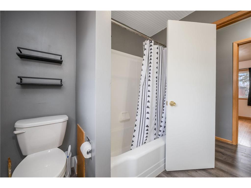 704 Washington Avenue Fairmont MN 56031 6802606 image15