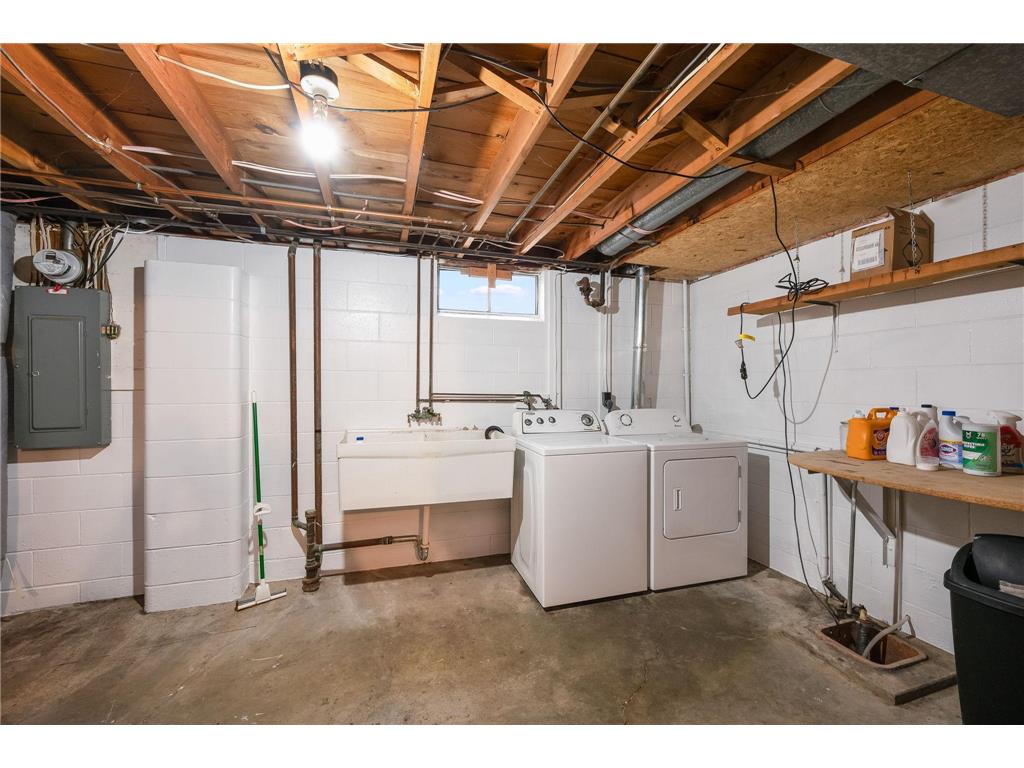 704 Washington Avenue Fairmont MN 56031 6802606 image23