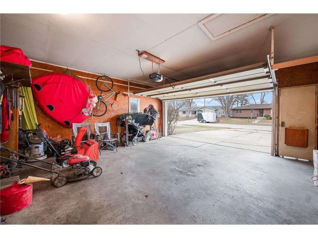 704 Washington Avenue Fairmont MN 56031 6802606 image27