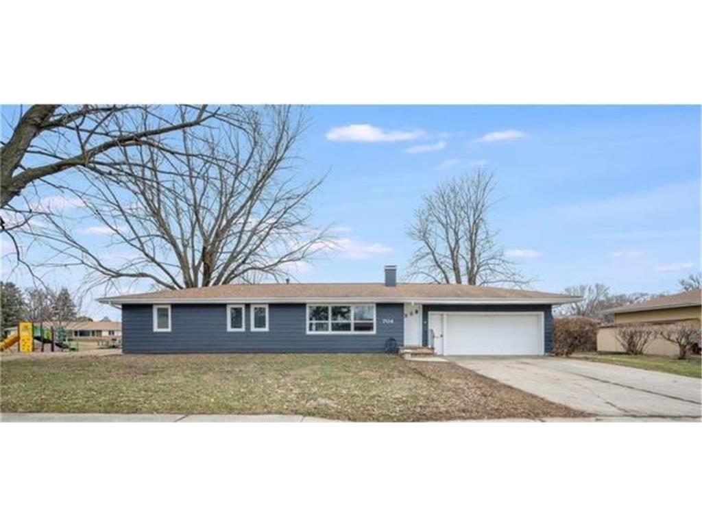 704 Washington Avenue Fairmont MN 56031 7075582 image1