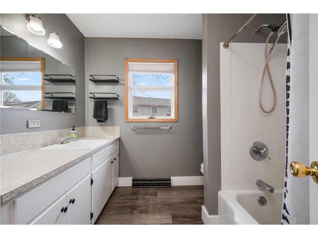 704 Washington Avenue Fairmont MN 56031 7075582 image13