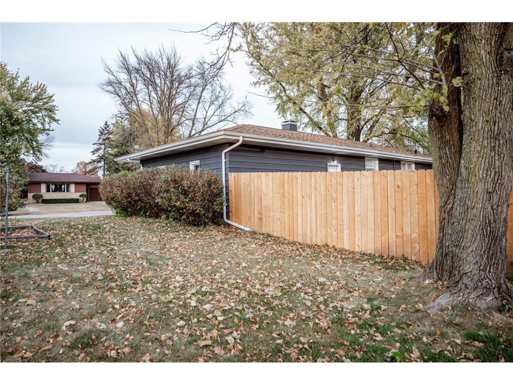 704 Washington Avenue Fairmont MN 56031 7075582 image35