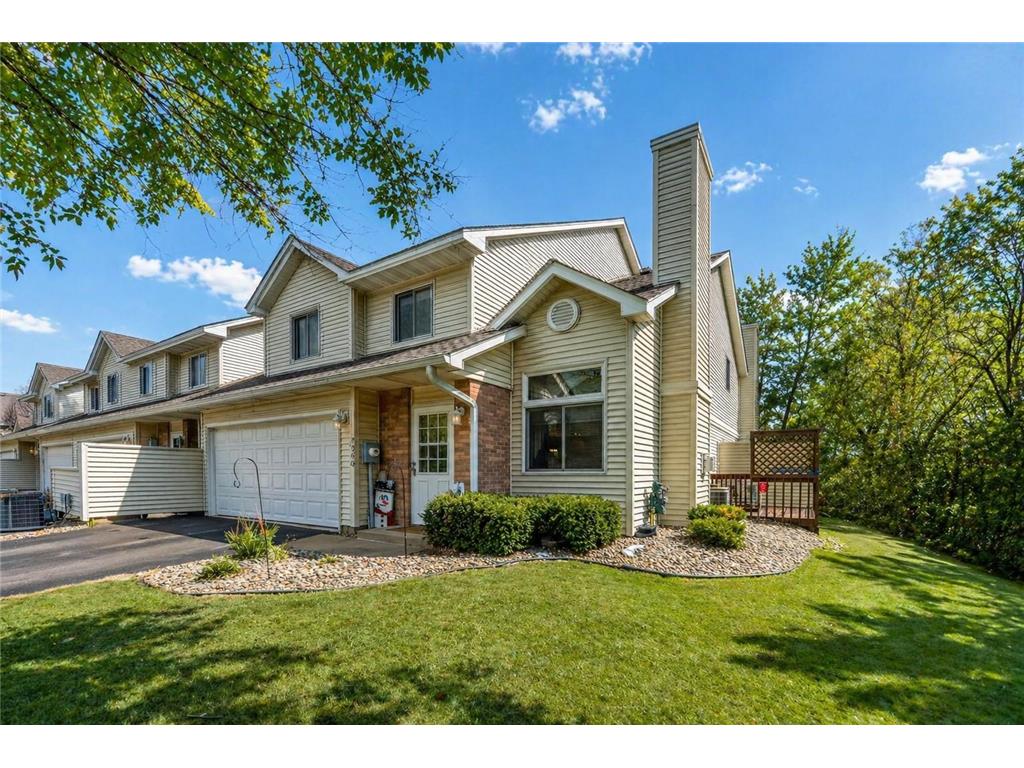 7040 49th Street N Oakdale MN 55128 7026813 image1