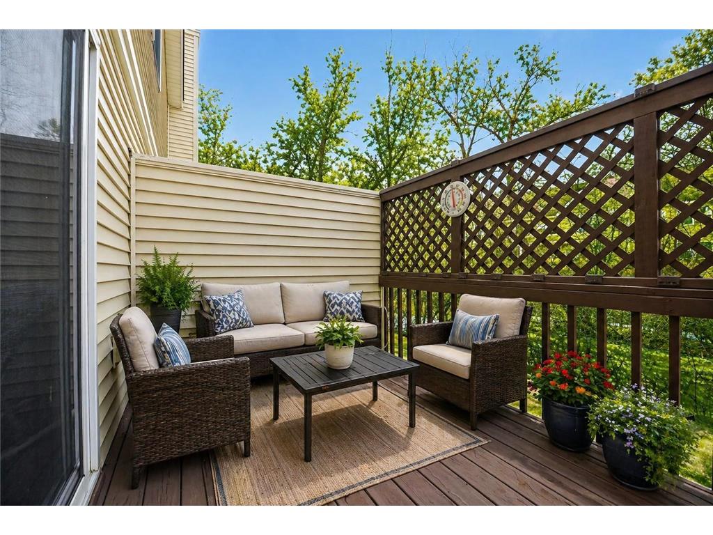 7040 49th Street N Oakdale MN 55128 7026813 image3