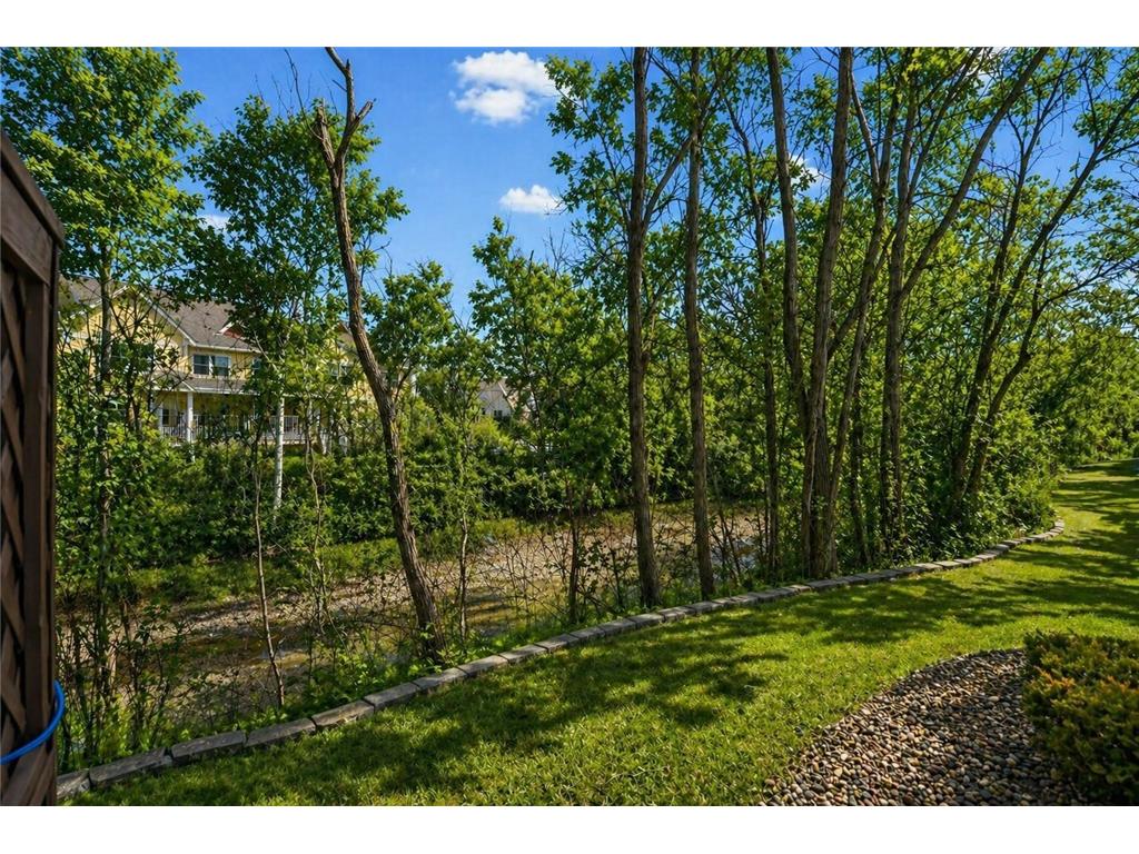 7040 49th Street N Oakdale MN 55128 7026813 image4