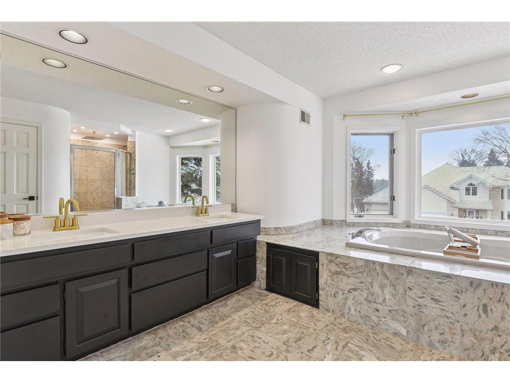 7041 Kenmare Drive Bloomington MN 55438 - Minnesota River 7023549 image50