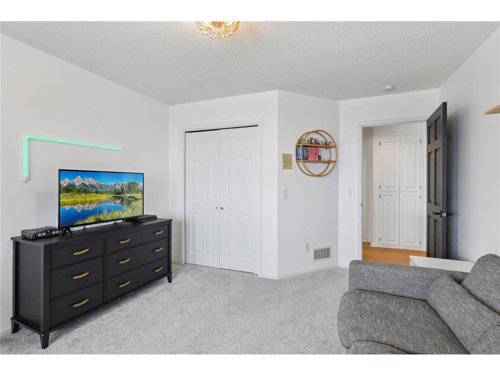 7041 Kenmare Drive Bloomington MN 55438 - Minnesota River 7023549 image69