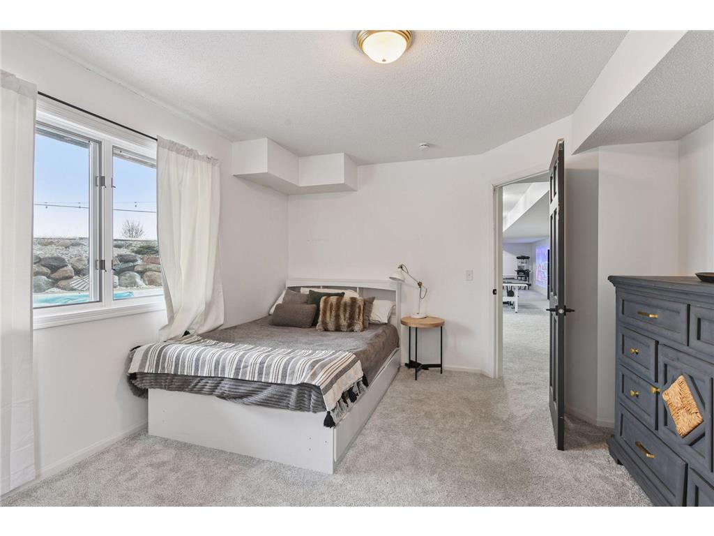 7041 Kenmare Drive Bloomington MN 55438 - Minnesota River 7023549 image73