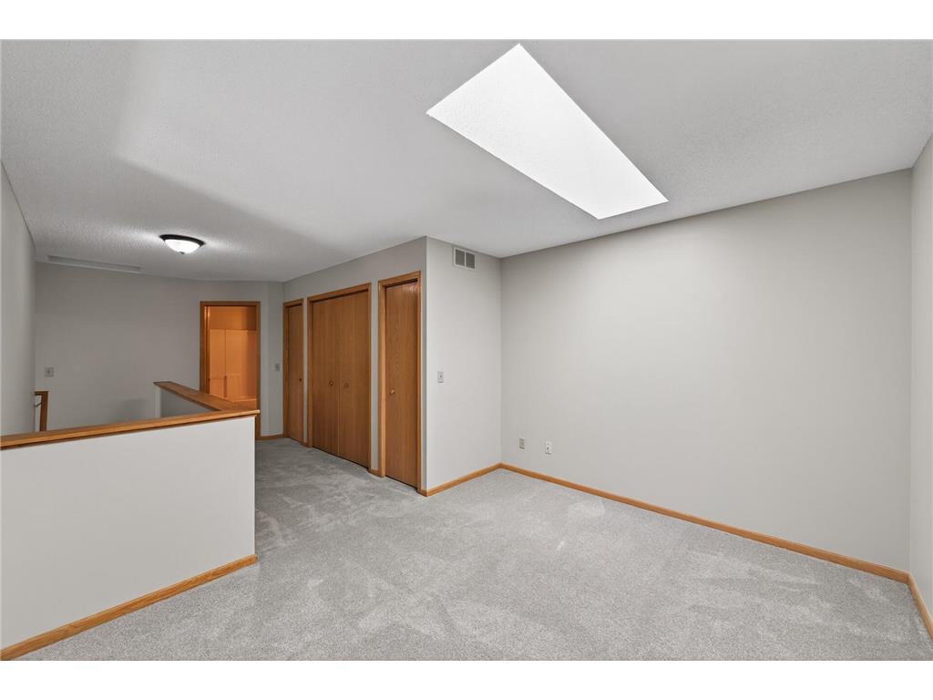 7043 48th Street N Oakdale MN 55128 7090641 image24