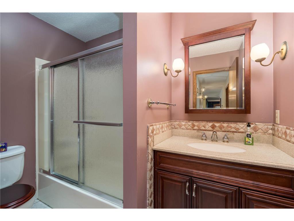 7044 Da Mar Estate Washington Twp MN 56082 7096803 image24