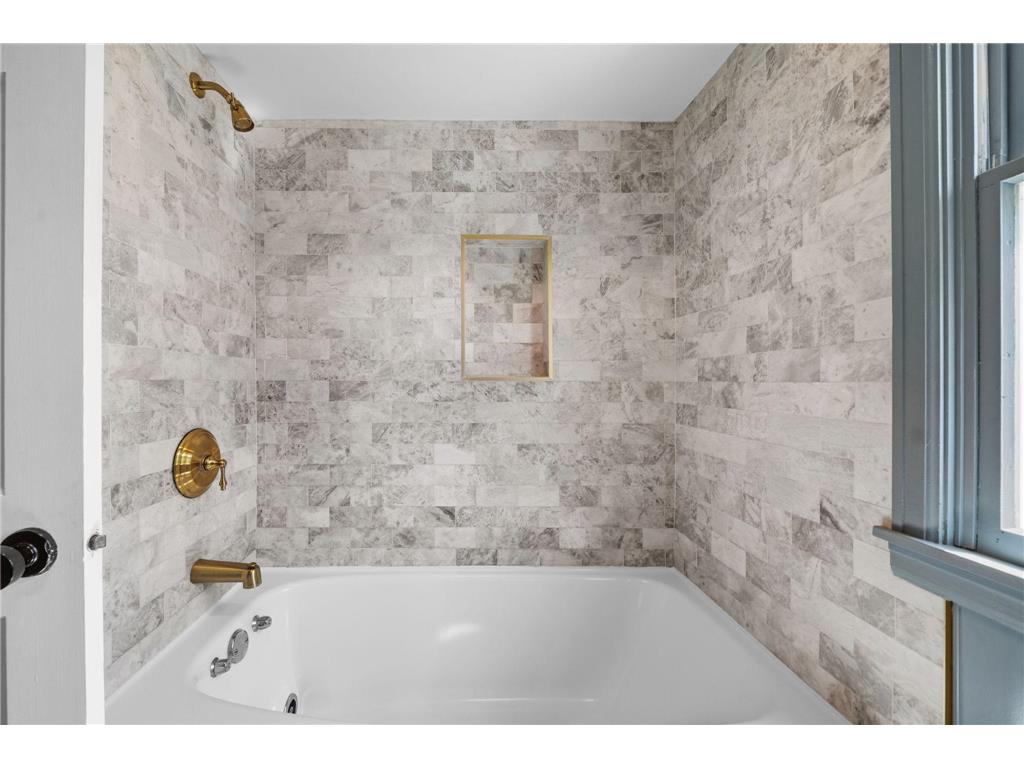 7045 Oliver Avenue S Richfield MN 55423 6795242 image9