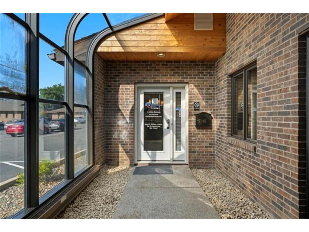 7046 Brooklyn Boulevard Brooklyn Center MN 55429 6795912 image1