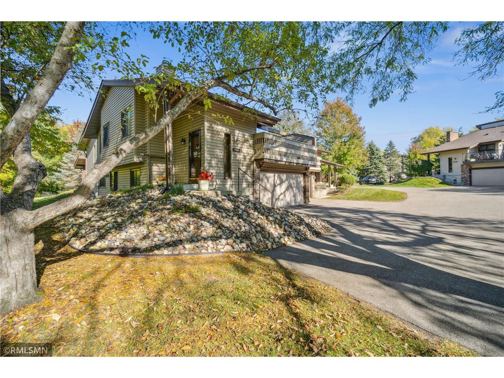 7046 W 113th Street Bloomington MN 55438 6447416 image1