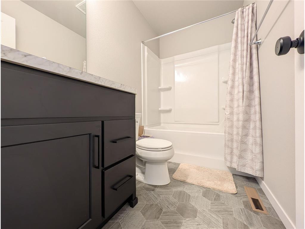 7047 Benji Lane Fargo ND 58047 7080211 image29