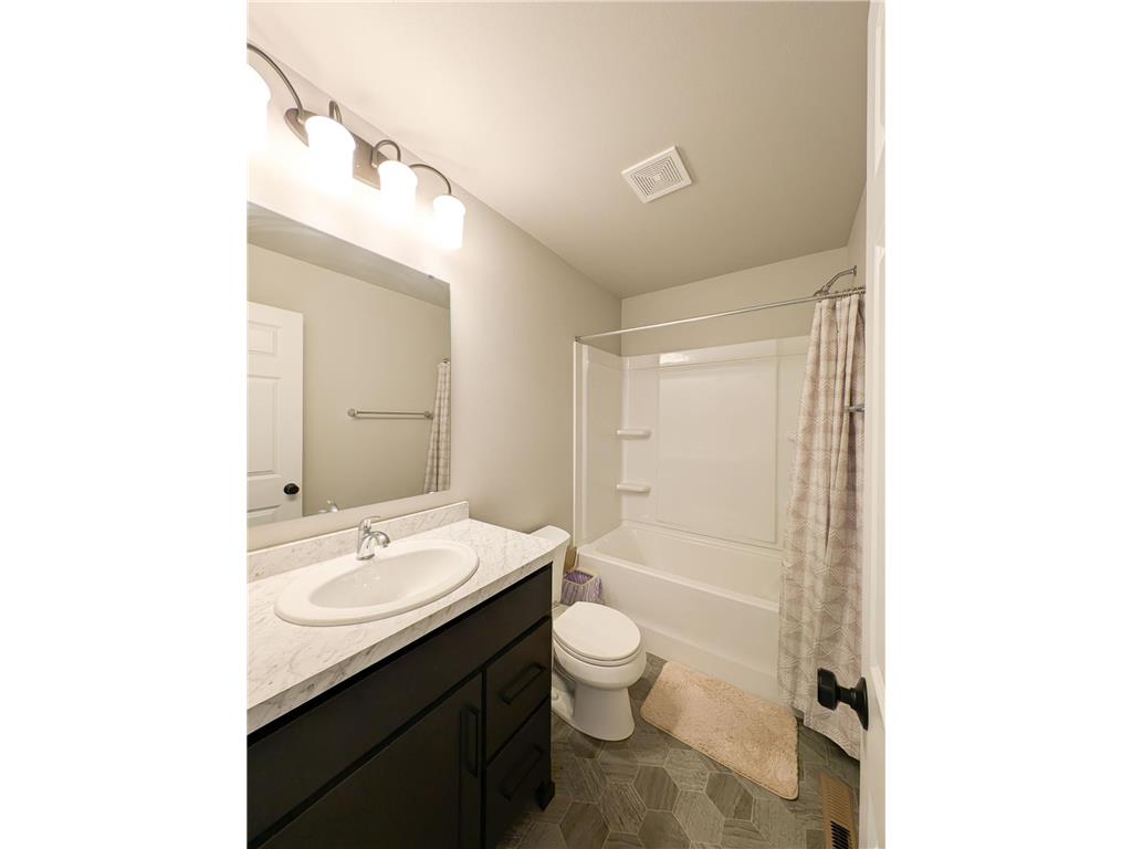 7047 Benji Lane Fargo ND 58047 7080211 image30