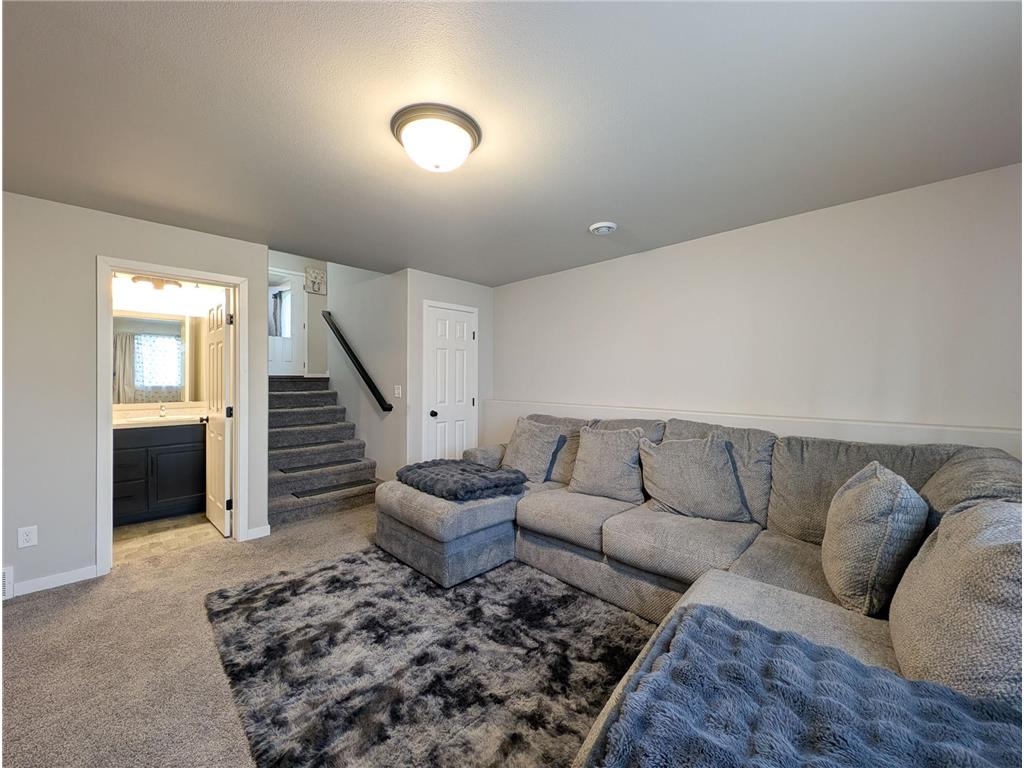 7047 Benji Lane Fargo ND 58047 7080211 image35